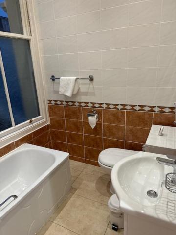 Hadleigh Hotel Eastbourne Dış mekan fotoğraf